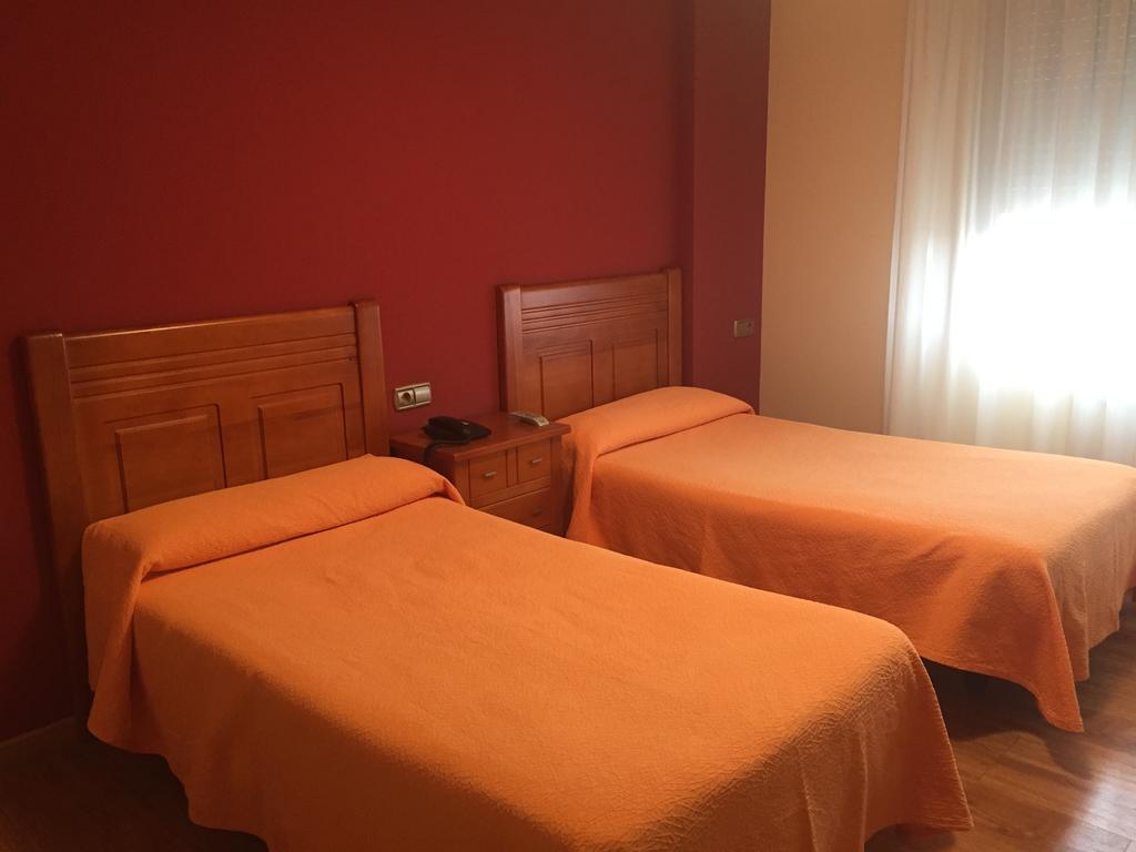 El Ancla Hotel Ponferrada Quarto foto